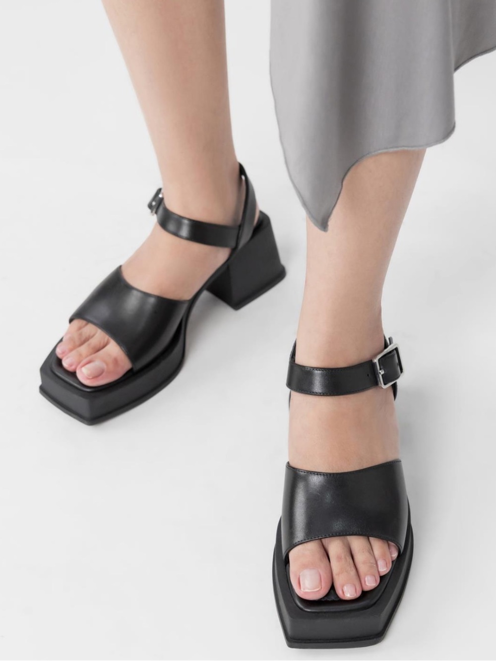 Vagabond Shoemaker Hennie Heeled Sandal 40
